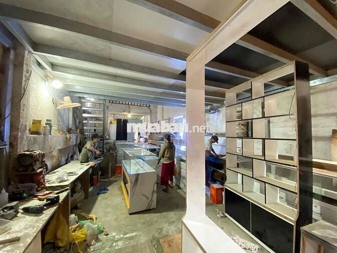 Cho thuê nhà 5x20m đường nhựa lớn gần chợ Bà Điểm