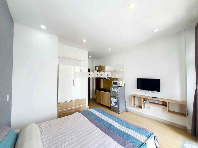 CĂN HỘ BanCong NGAY MẶT TIỀN HOÀNG SA 37m2 - GẦN Q1, TOÀ NHÀ VIETTEL