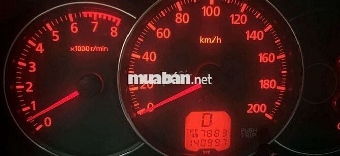 Pajero sport 4x2 AT - 140000 km