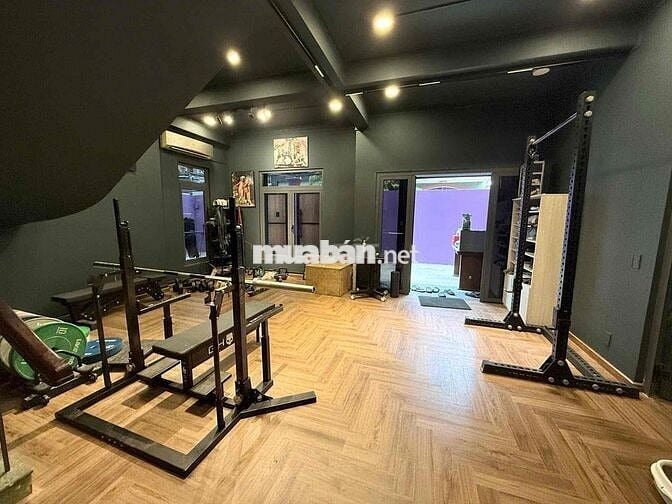 Bán biệt thự 235m2, 2 tầng BTCT trung tâm Quận 7 giá SỐC chỉ 18.5 tỷ!!