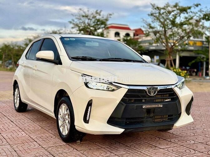 Toyota Wigo 2024 G 1.2 AT - 42000 km