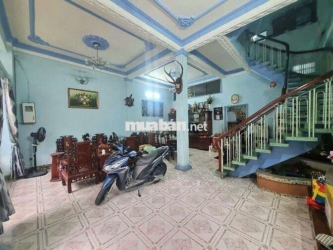 Nhà 4 tầng đẹp thoáng ( 6,8m x13 ) lạc long quân q11