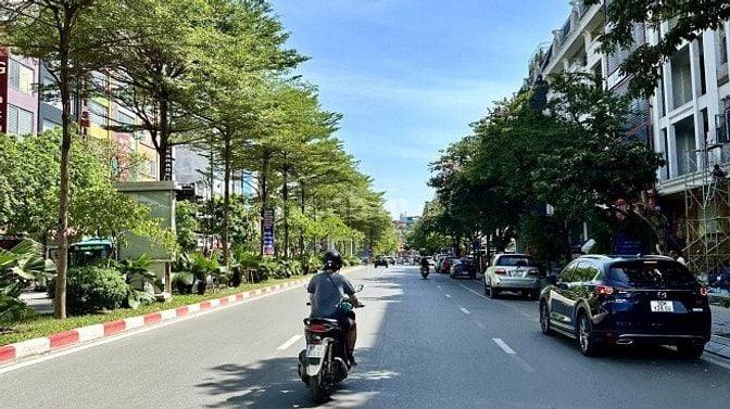 Bán nhà 5 tầng ngõ 245 Lạc Long Quân, ôtô đỗ cửa Bán nhà 5 tầng ngõ 245 Lạc Long Quân, ôtô đỗ cửa