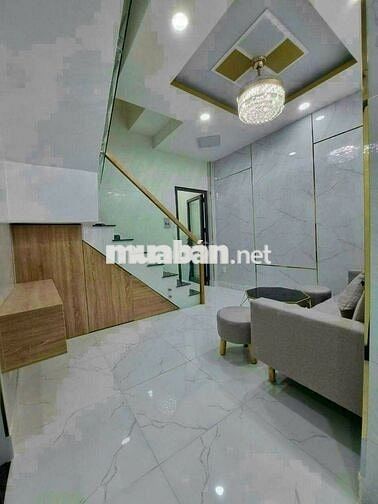 Cần cho thuê nhà nguyên căn Q4