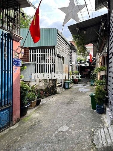 BÁN NHÀ HẺM XE HƠi TRẦN THỊ HÈ , NGANG 4x18M