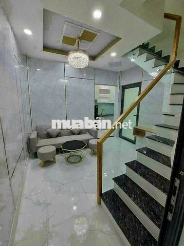 Cần cho thuê nhà nguyên căn Q4