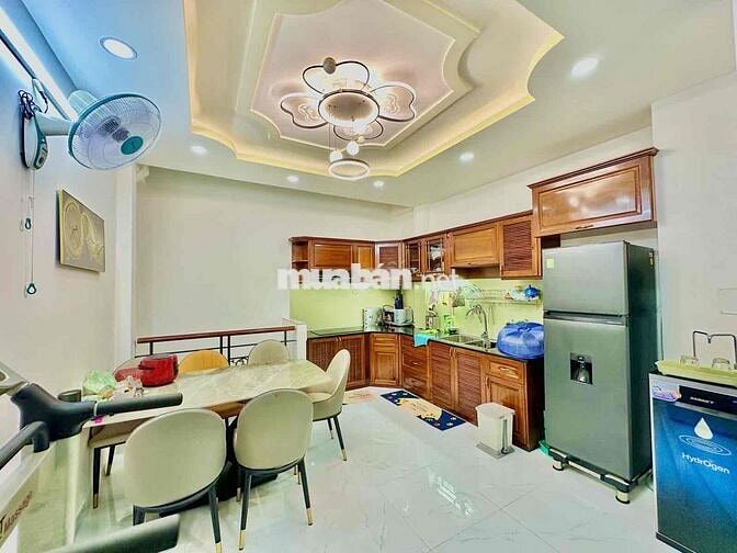 LÊ NGÃ -4TẦNG -4PN - XE HƠI NGỦ TRONG NHÀ-9.2TỶ
