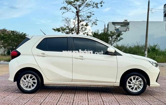 Toyota Wigo 2024 G 1.2 AT - 42000 km