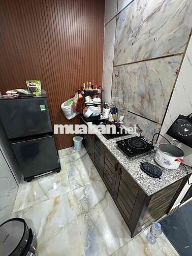 Trống Studio dọn vào đầu tháng 11 gần ĐH Ngân Hàng, Sư"Phạm Kỹ Thuật