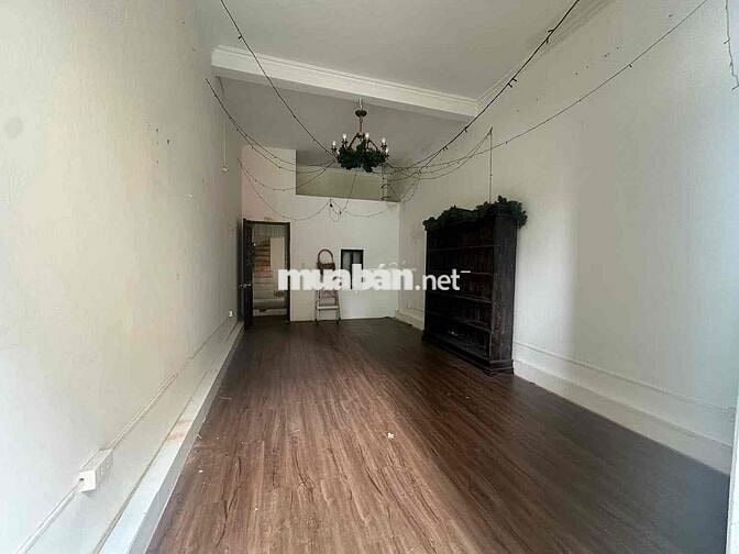 Hot!Nguyễn Trãi, 2 thoáng, 50m ra phố, nhà dân xây. 42mx3T. Chỉ 6,8 tỷ