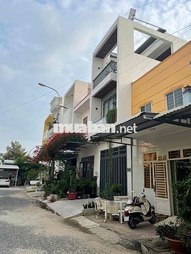 NỀN KDC HƯNG PHÚ CHÍNH CHỦ CẦN BÁN
