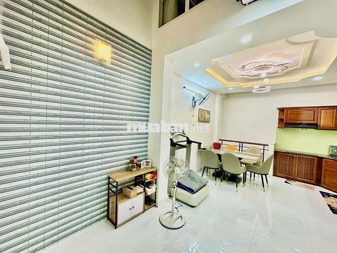LÊ NGÃ -4TẦNG -4PN - XE HƠI NGỦ TRONG NHÀ-9.2TỶ
