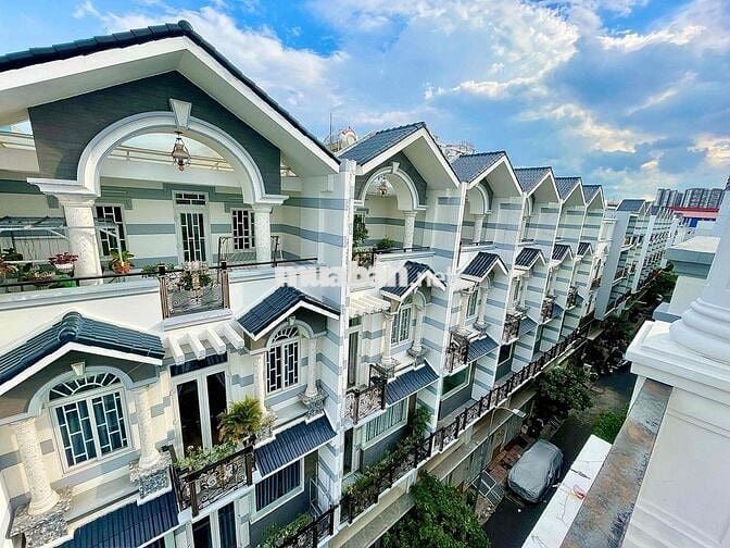 💥 KHU NHÀ BIỆT LẬP - Bảo an trực 24/24 - NGANG 4.5M THIẾT KẾ SANG XỊN
