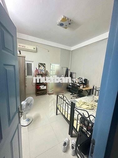Cho Thuê Nhà Thoại ngọc hầu ngay gần UBND Quận : Đúc 3 Tấm