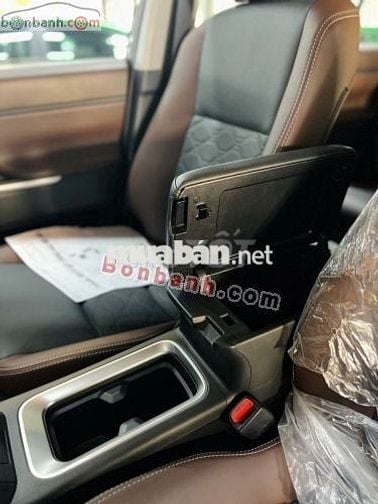 Toyota Innova Cross 2.0 CVT 2025