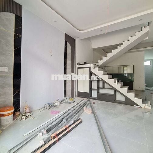 Bán nhà kdc lavender đối diện trường học . Trả trước 800tr