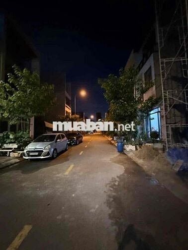 Nhà 2 Lầu KDC Phú Hồng Thịnh 9, P Đông Hoà Tp. HCM