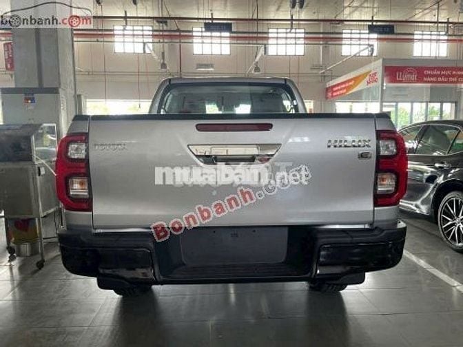 Toyota Hilux 2.4L 4x2 AT 2025