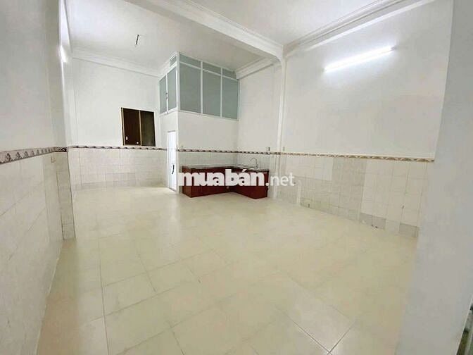 Nhà thuê Mặt Tiền Đỗ Bí. Quận Tân Phú (3pn, 2wc) Dtsd 270m2