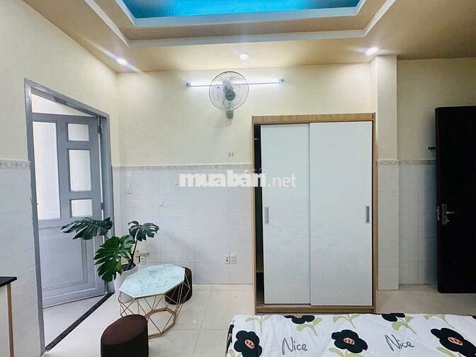 CHO THUÊ PHÒNG CÓ BAN CÔNG RIÊNG – FULL NỘI THẤT – CMT8, QUẬN 3 🌿