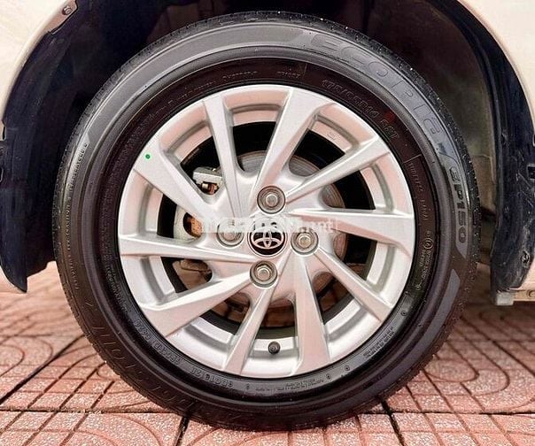 Toyota Wigo 2024 G 1.2 AT - 42000 km