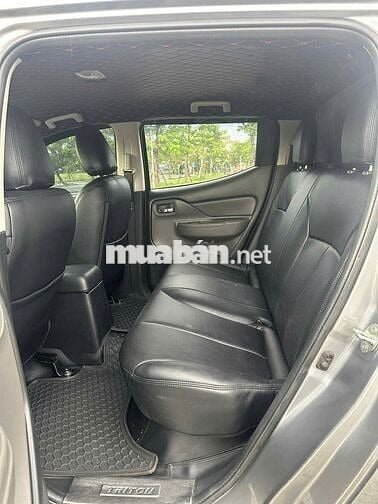 Mitsubishi Triton 42 AT 2018 Xám 105.000 km