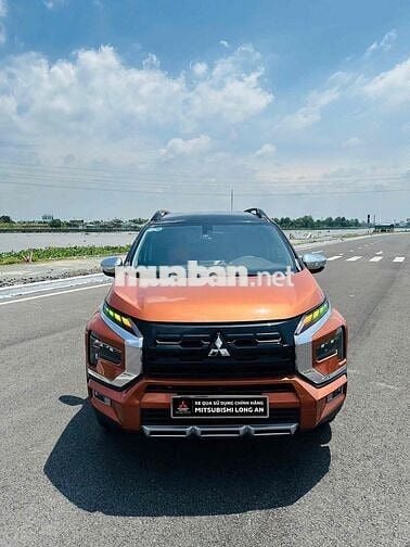 Mitsubishi Xpander Cross 2023 Cam/đen - 23000 km