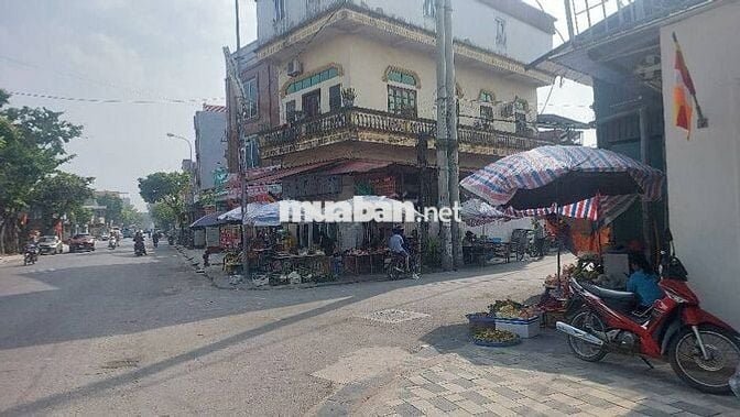 Bán nhà 3 tầng mới đẹp Thư Lâm – ô tô đỗ cửa – full công năng