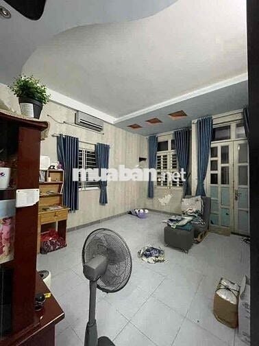 NHÀ GẦN CHỢ - Bình Thạnh - Tiện đi Q1