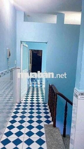 NHÀ 2 LẦU - 5PN, 6WC - HẺM XE HƠI