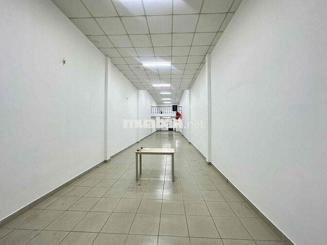 Cho thuê mb trệt lửng suốt 120m2 mặt tiền Phạm Văn Bạch Tân Bình