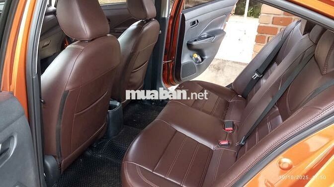 Nissan Almera Turbo 2023 màu cam số tự động