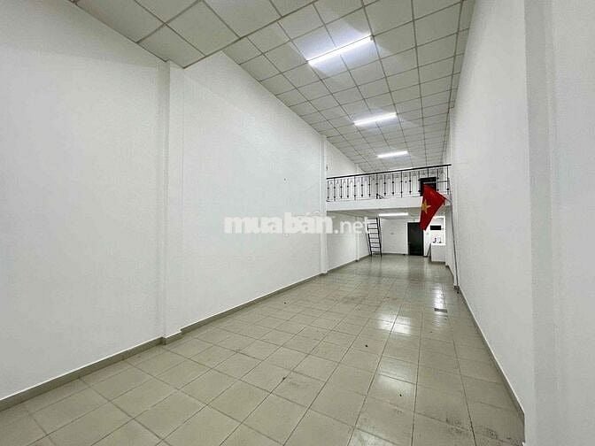 Cho thuê mb trệt lửng suốt 120m2 mặt tiền Phạm Văn Bạch Tân Bình