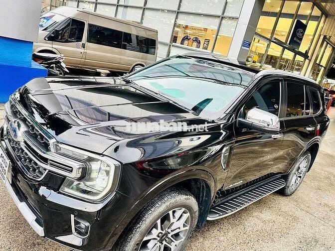 Ford Everest 2022 Titanium 2.0L AT 4x2 - 28000 km