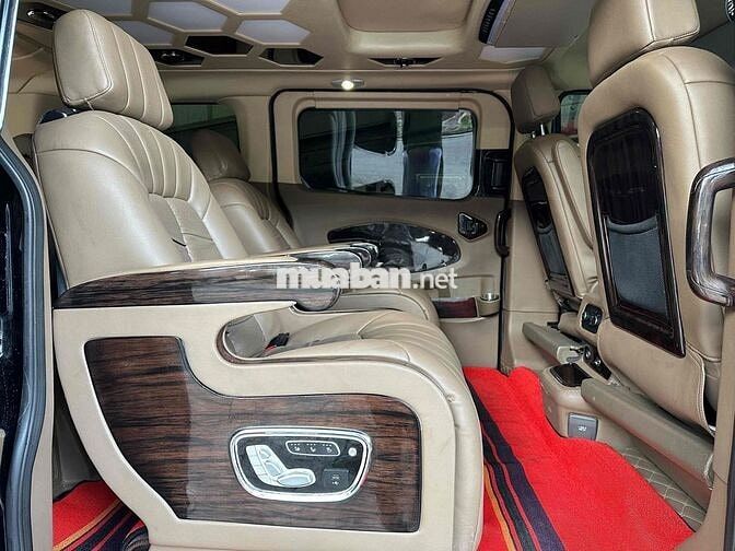 Ford Tourneo Limousine 2019, bảo hành 2026 vay 75%