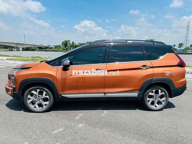 Mitsubishi Xpander Cross 2023 Cam/đen - 23000 km