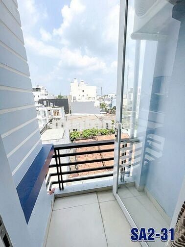 TRỐNG SẴN CĂN HỘ BAN CÔNG NỘI THẤT