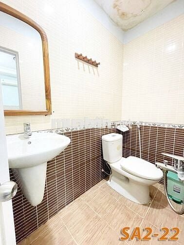 TRỐNG SẴN CĂN HỘ BAN CÔNG NỘI THẤT