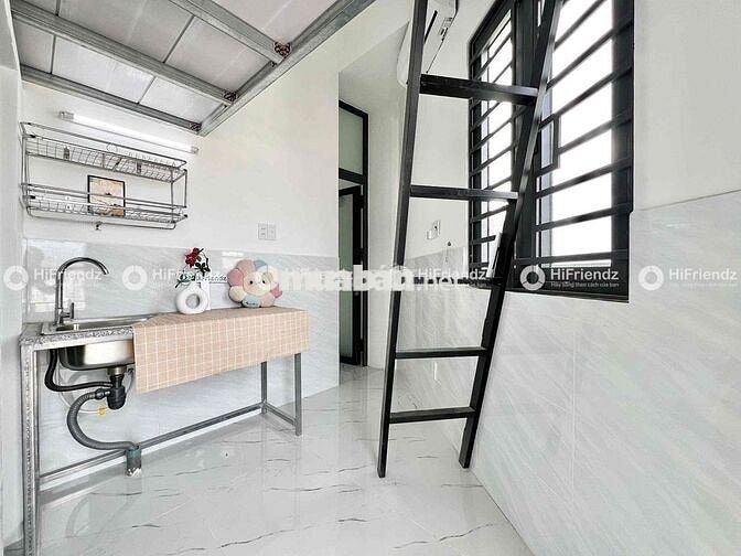 PHÒNG TRỌ BAN CÔNG NGAY VHU - Cách VHU 5p -