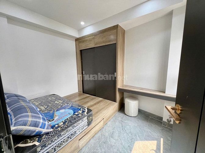 Bán nhà đường Hoàng Mai - Hoàng Văn Thụ 78m, 7 tầng. Giá: 17.5 tỷ
