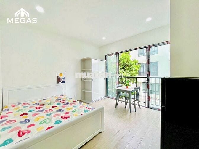 STUDIO NGAY CMT8, QUẬN 3. BANCOL SIÊU CHILL, MỚI 100%