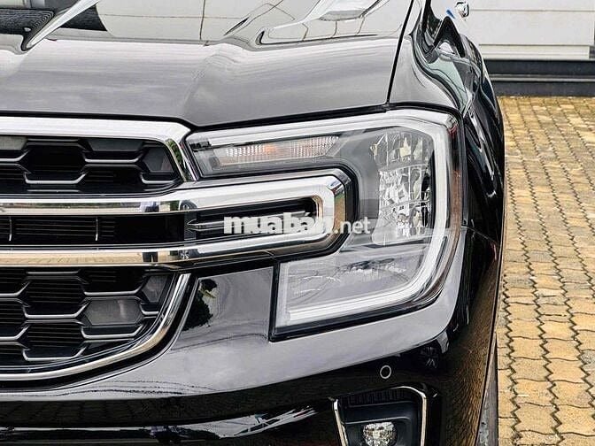 Ford Everest 2022 Titanium 2.0L 4x2 AT - 27000 km