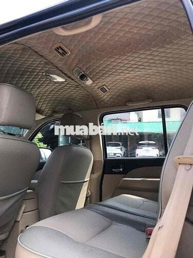 Ford Everest 2010 2.5L 4x4 MT - 190000 km
