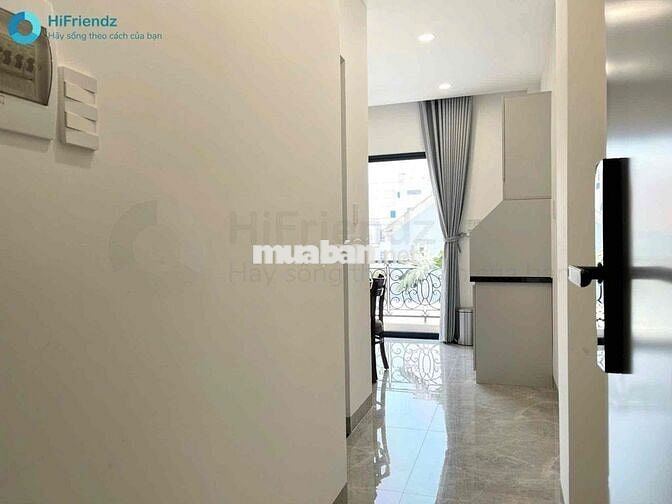 CHO THUÊ PHÒNG STUDIO BAN CÔNG NGAY CHÂN CẦU KINH Ở BÌNH THẠNH