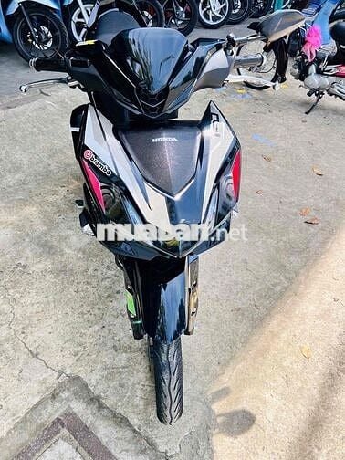 v3 lướt 2024