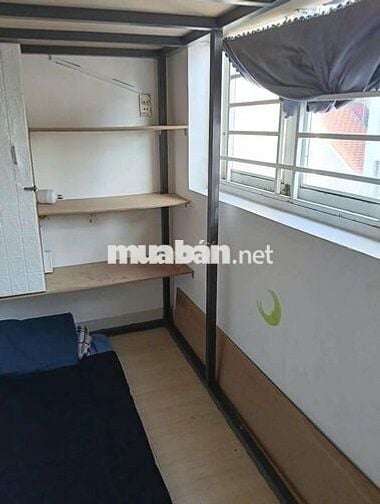 Box nam cao 1.75m, kế UEH Q10 full nội thất. 1tr7 bao phí