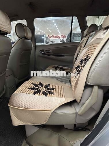 Toyota Innova 2014 2.0G - 96000 km