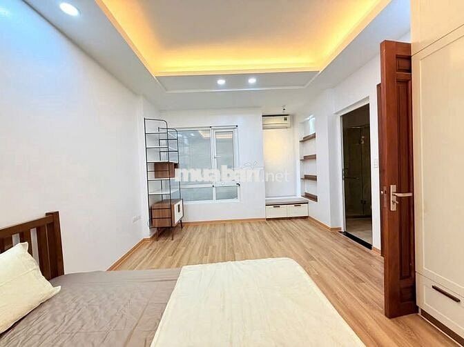 NHÀ CẠNH MẶT PHỐ - NGÕ THÔNG - THOÁNG SÁNG - 3 BƯỚC RA MẶT ĐƯỜNG