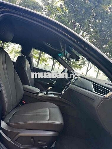 VinFast Lux A2.0 2019 2.0 AT - 30000 km