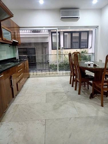 Bán nhà trong khu phố Thụy Khuê - Văn Cao Tây Hồ